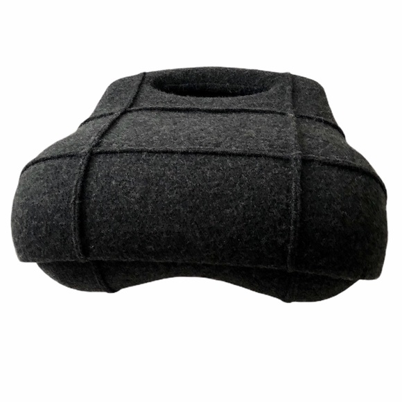 CHANEL 2005 Millennium frame bag - Picture 3 of 10